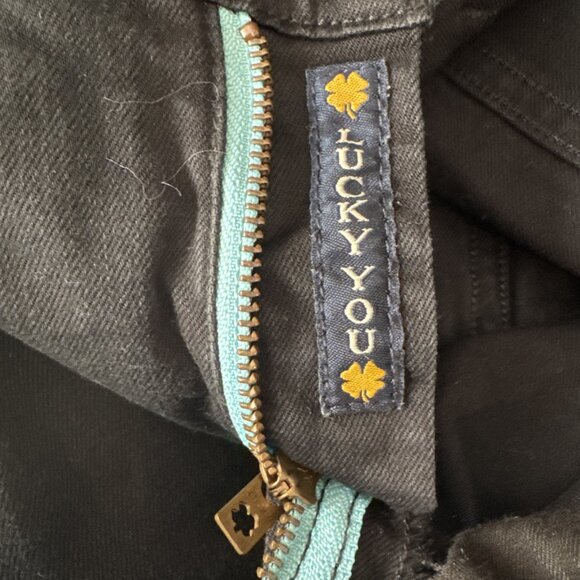 New Lucky Brand Sofia Capri Jean Sz 12/31 Black Curvy teal accent Lucky You zip - Picture 6 of 13